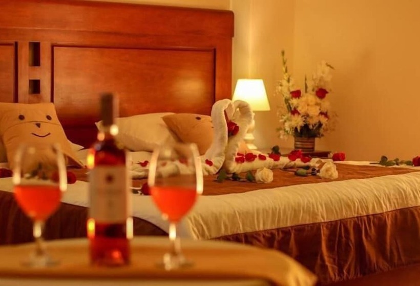 هتل El Parral Suite