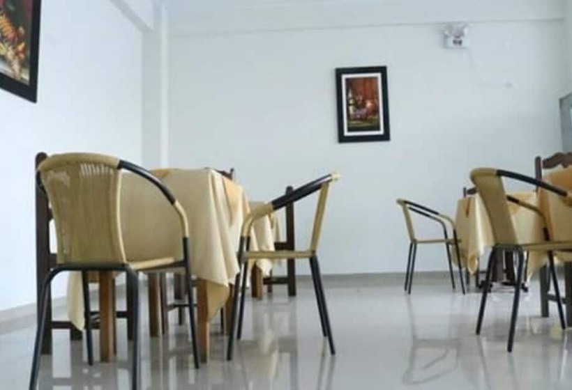 هتل El Parral Suite