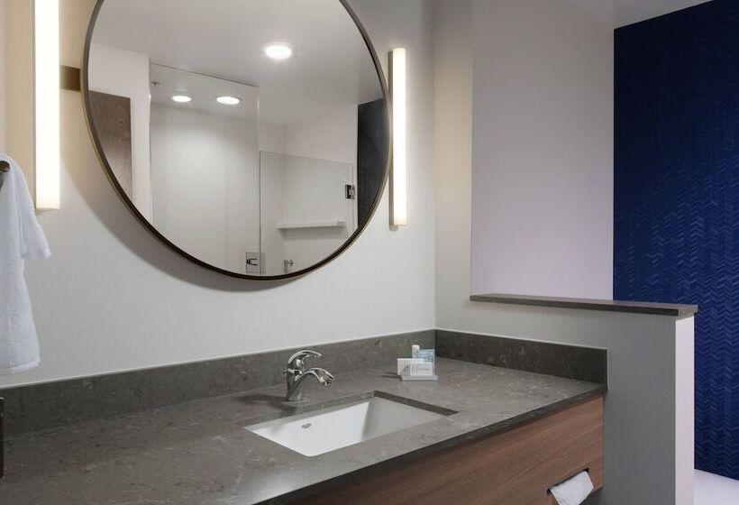 هتل Fairfield Inn & Suites By Marriott El Dorado