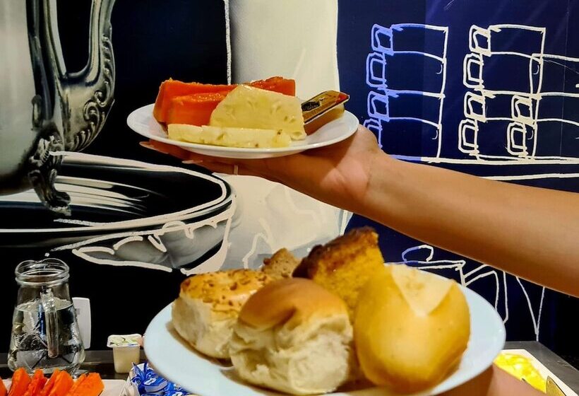 ホテル Ibis Budget Petropolis