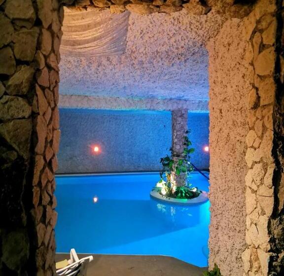 هتل Mayan Majesty Boutique