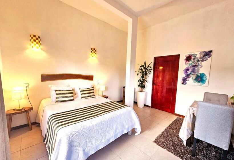 هتل Mayan Majesty Boutique