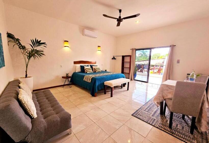 هتل Mayan Majesty Boutique