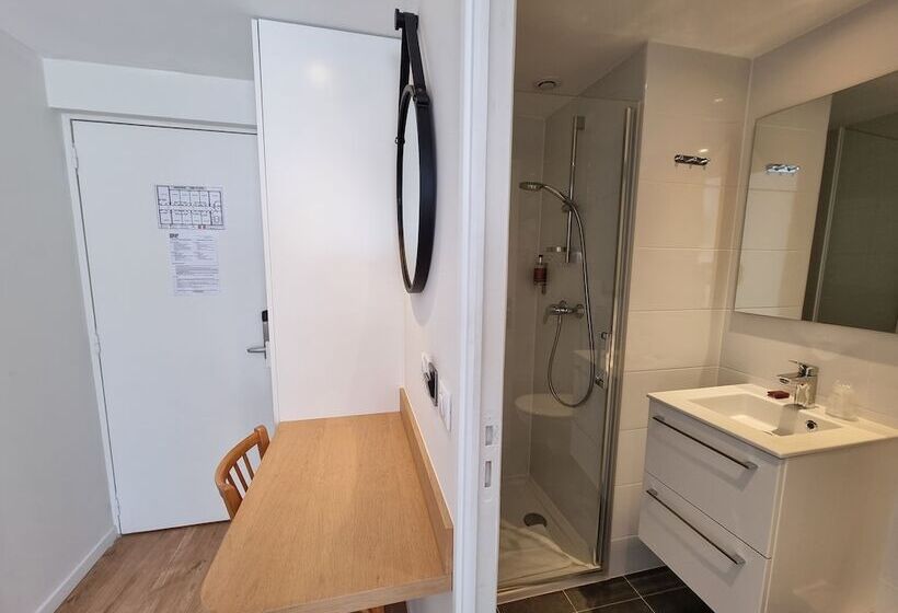 בית מלון כפרי Oskar