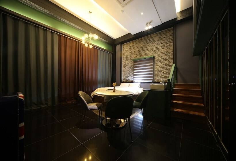 호텔 Yeogiuhtte Daegu Station