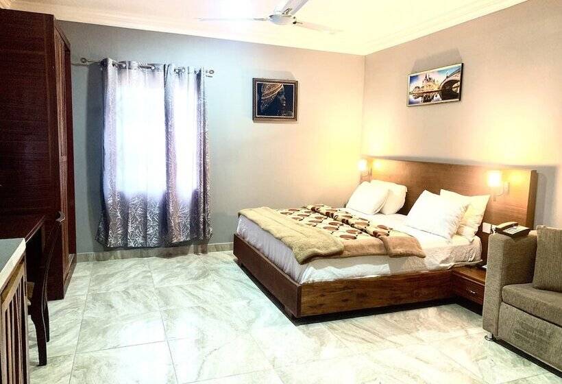 پانسیون Dafika Lodge