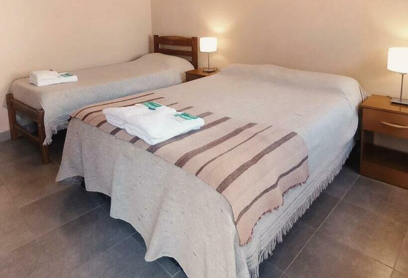 بنسيون El Caucillar