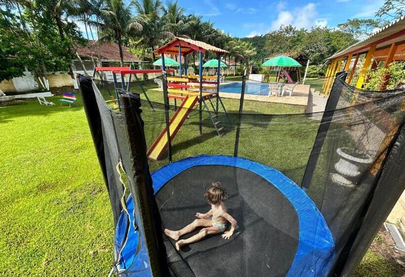 ペンション Pousada Geres Peruíbe