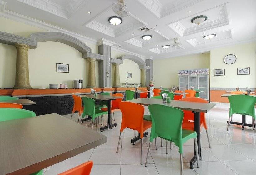 膳宿费 Permata Hijau