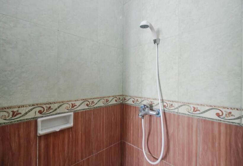 膳宿费 Permata Hijau