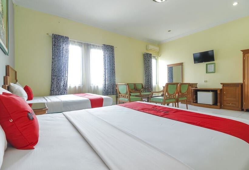 膳宿费 Permata Hijau