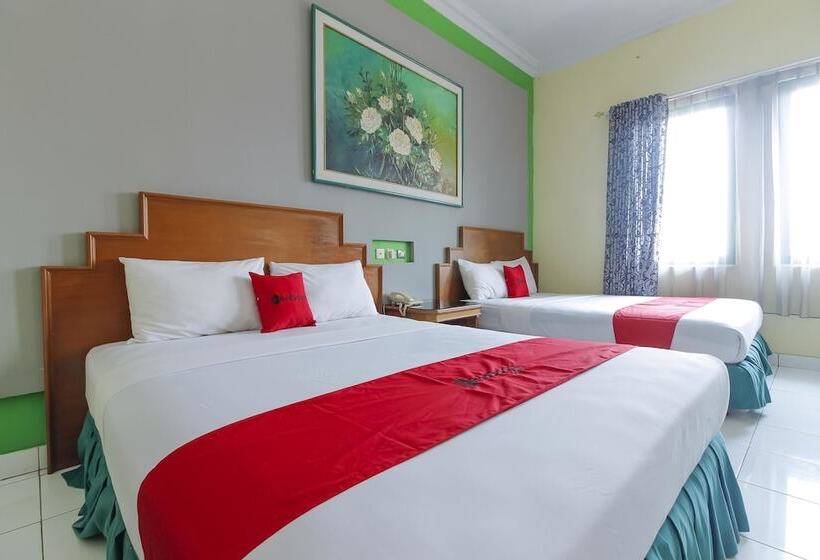 膳宿费 Permata Hijau