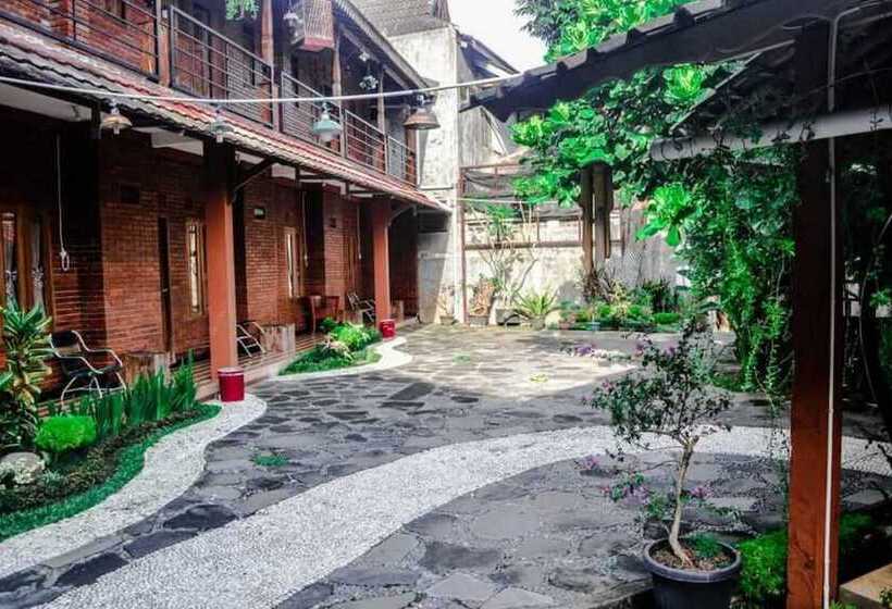 膳宿费 Reddoorz Syariah Near Akmil Magelang