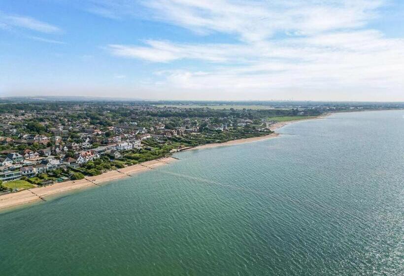 פנסיון Trevarner Guest House