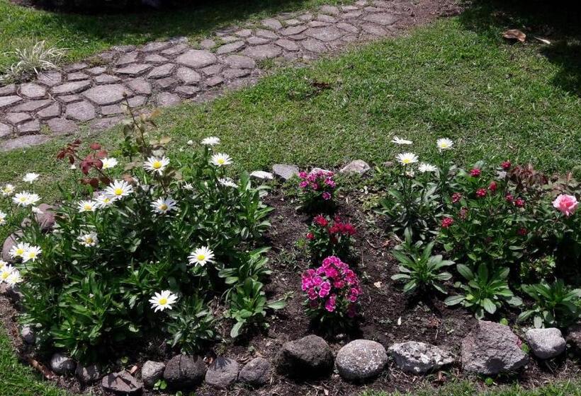 פנסיון Valle Paradise