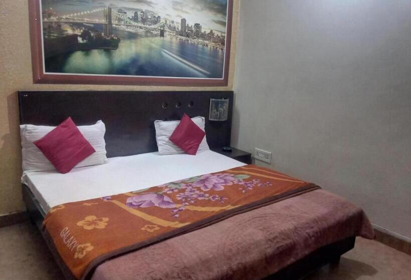 بنسيون Yash Guest House 01 Minute Walk In Nizamuddin Railway Station