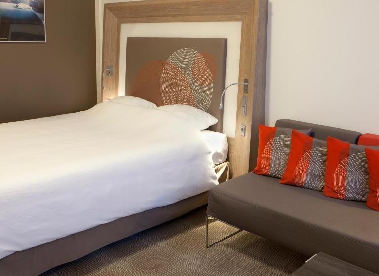 Skotel Amsterdam, Hotelschool The Hague