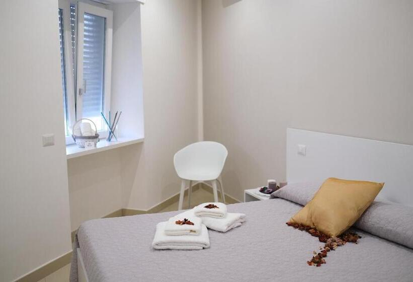 تختخواب و صبحانه Hoa Suites