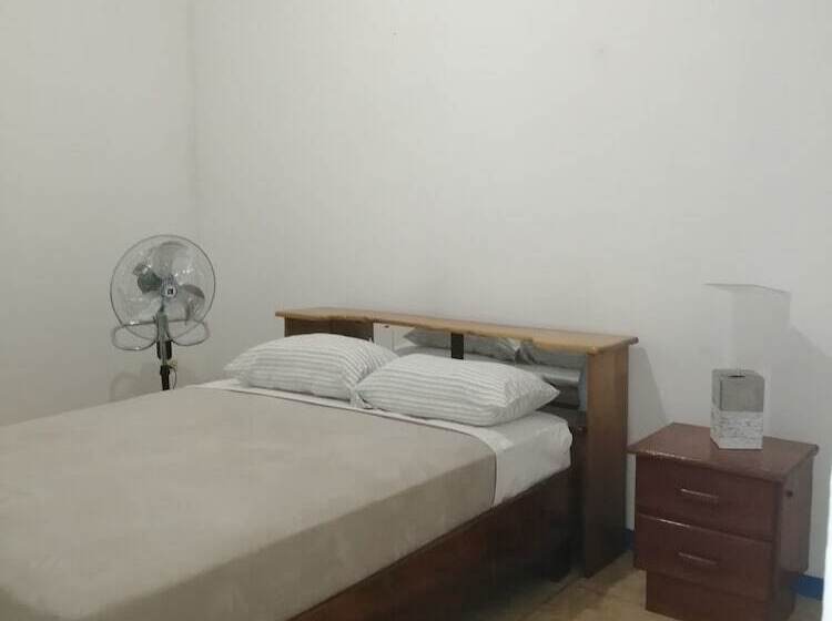 Hildas Bed And Breakfast