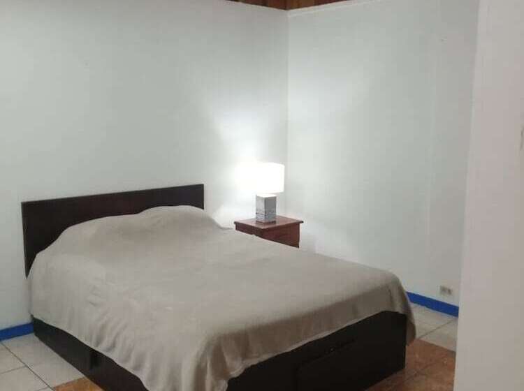 Hildas Bed And Breakfast