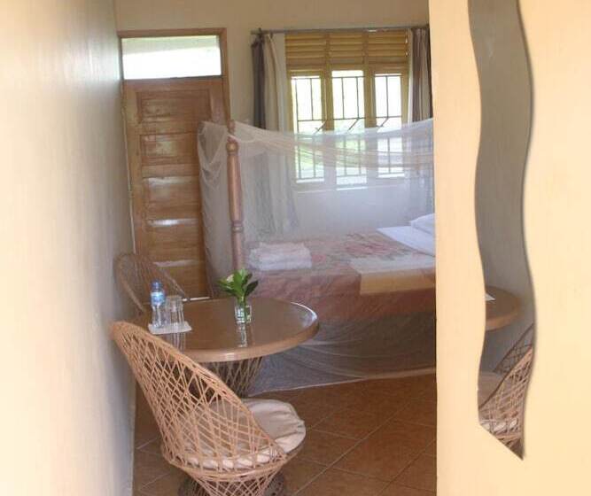 هتل African Village