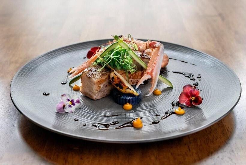 Отель Avalon House