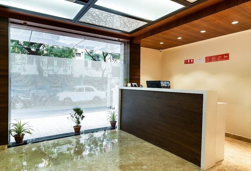 Отель Super Capital O Siddartha Grand