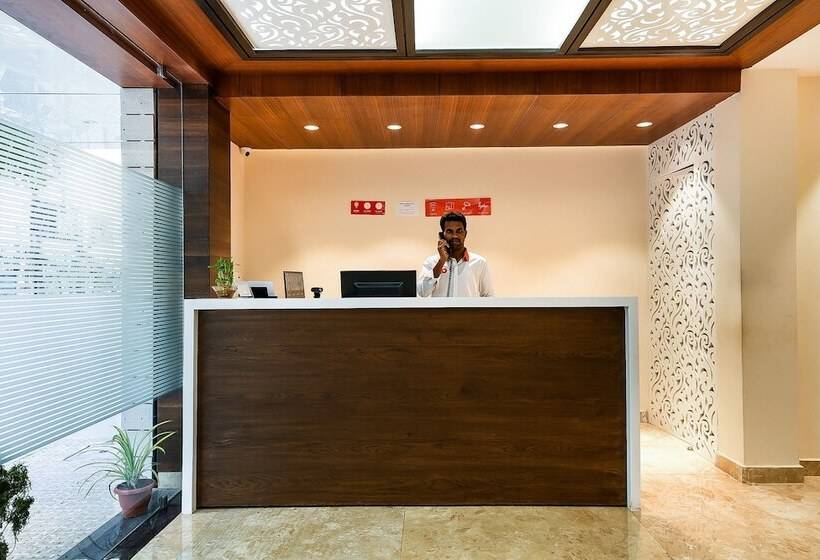 Отель Super Capital O Siddartha Grand