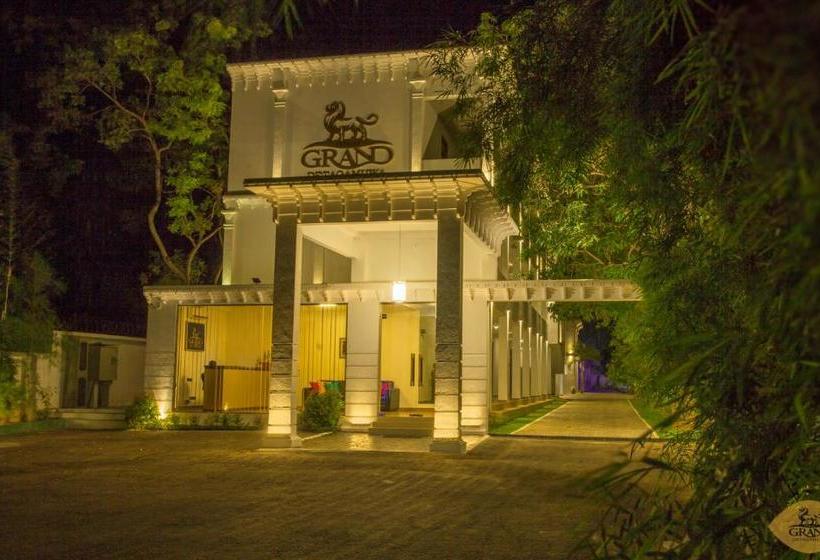 ホテル Grand Detagamuwa