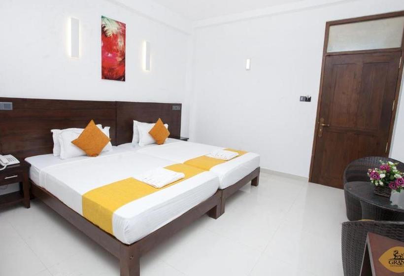 ホテル Grand Detagamuwa