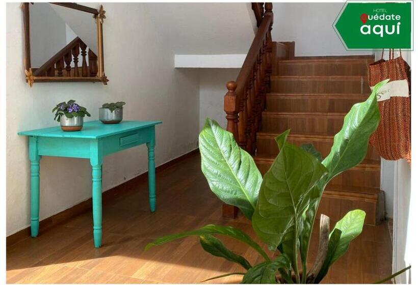 호텔 Quedate Aqui Barichara El Original