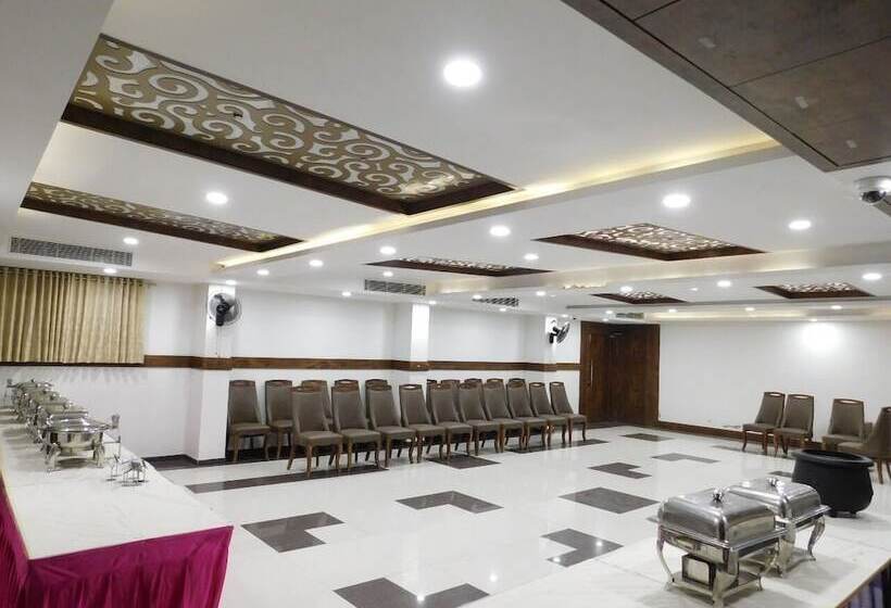 فندق Shiva Club And Resort