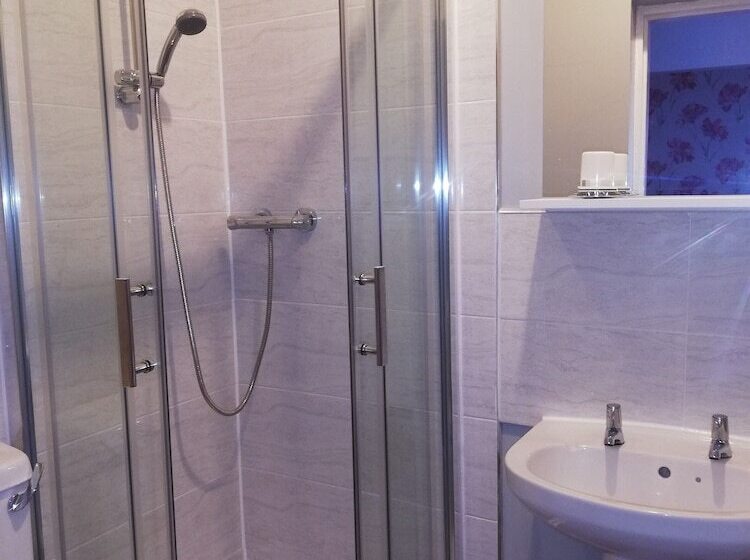 בית מלון כפרי The Lord Nelson