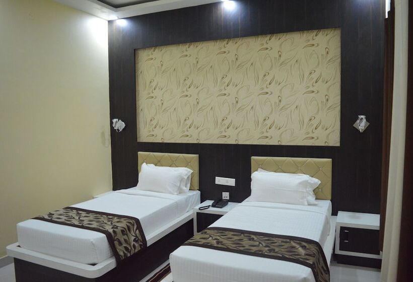 Jk Rooms 125 Hotel Mariya International