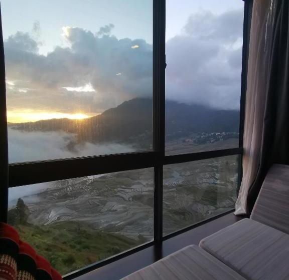 פנסיון Beyond The Cloud