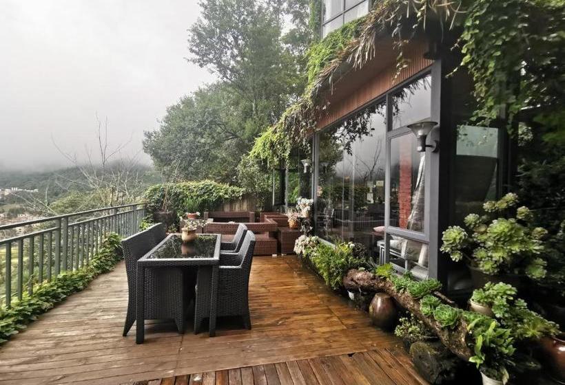 פנסיון Beyond The Cloud