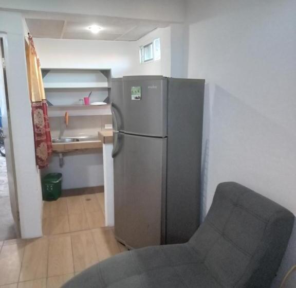 פנסיון Casa De Alexis