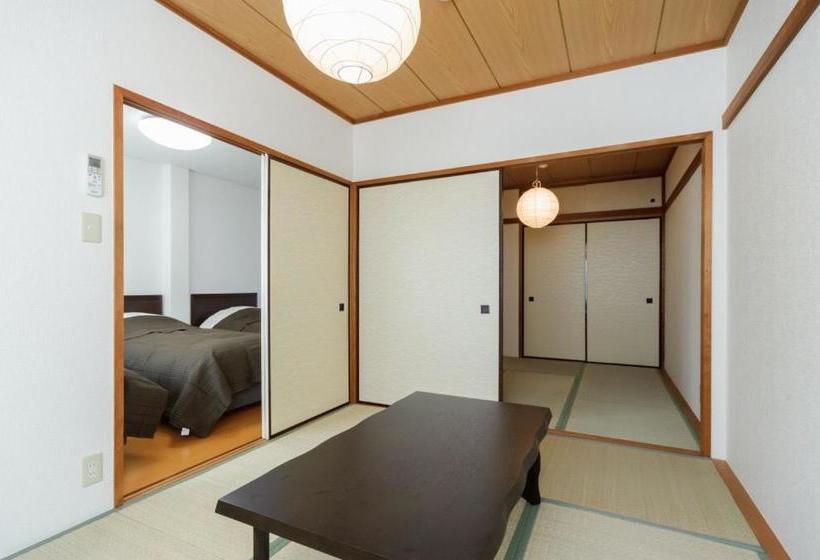 بنسيون Kamakura House