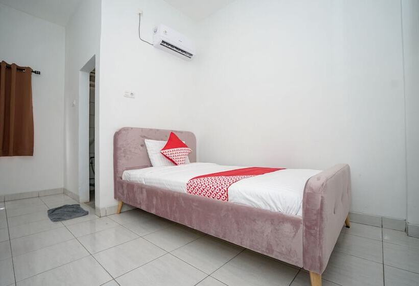 פנסיון Oyo 183 The Pipe House