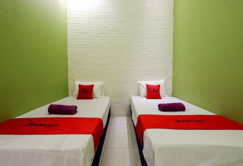 膳宿费 Reddoorz Near Universitas Diponegoro 2