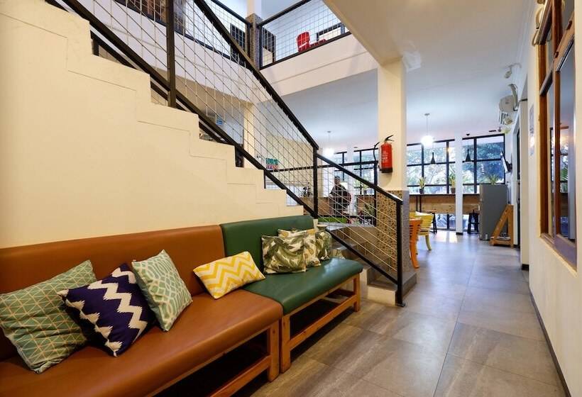 膳宿费 Reddoorz Near Universitas Diponegoro 2