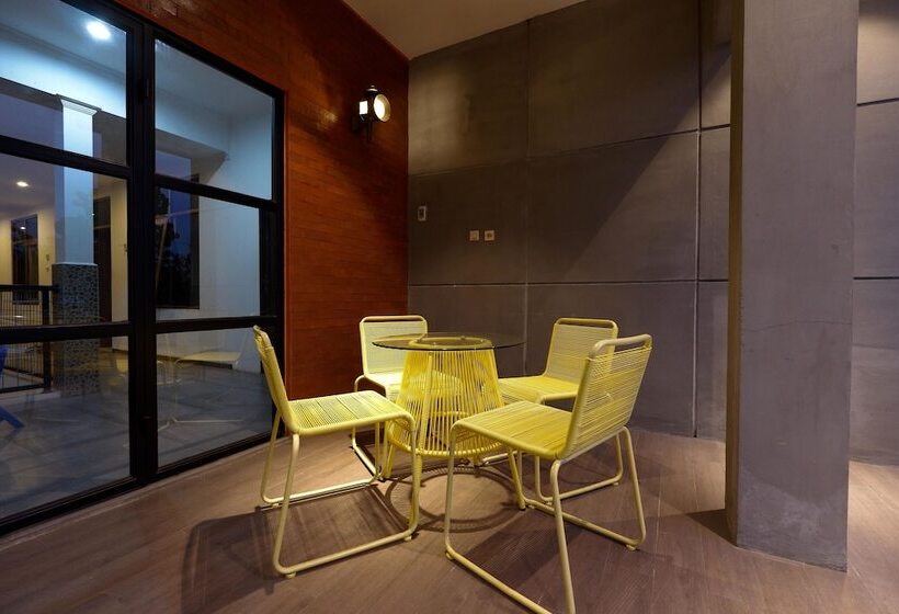 膳宿费 Reddoorz Near Universitas Diponegoro 2