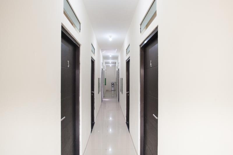 펜션 Reddoorz Plus At K23 Rungkut Madya