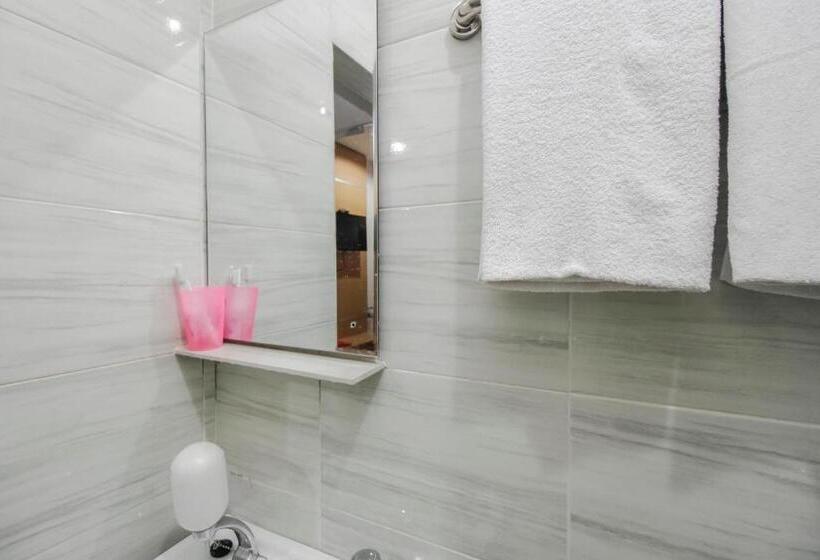 펜션 Reddoorz Plus Near Galaxy Bekasi