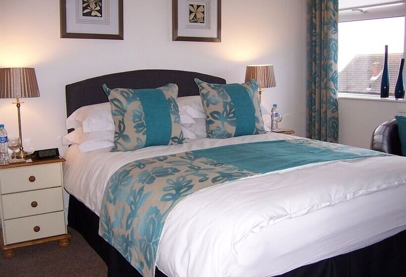 بنسيون South Lodge Guest House