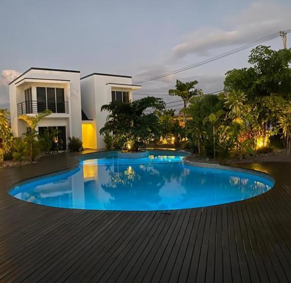 Tucan Resort & Spa