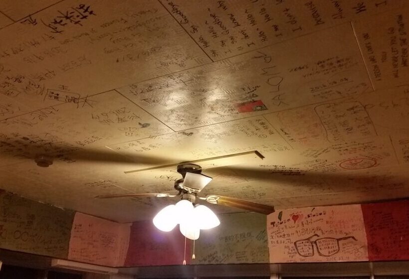 فندق صغير Backpackers Guesthouse Border