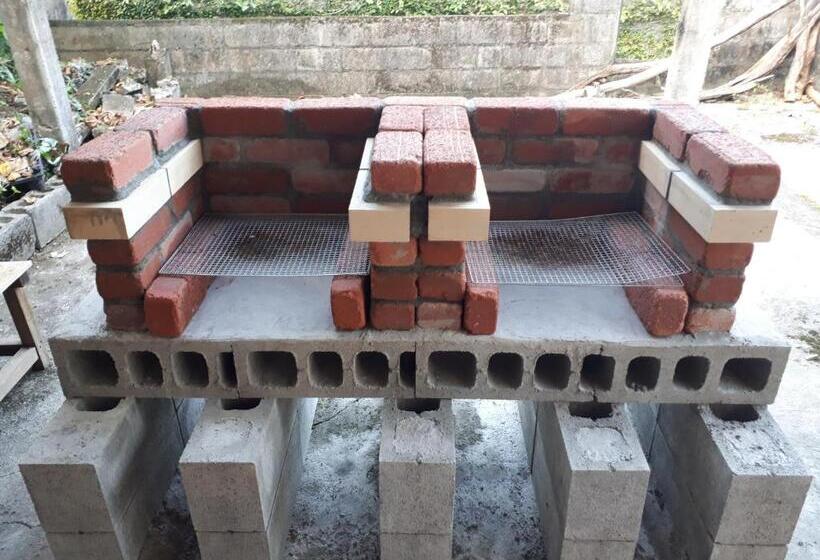 فندق صغير Backpackers Guesthouse Border