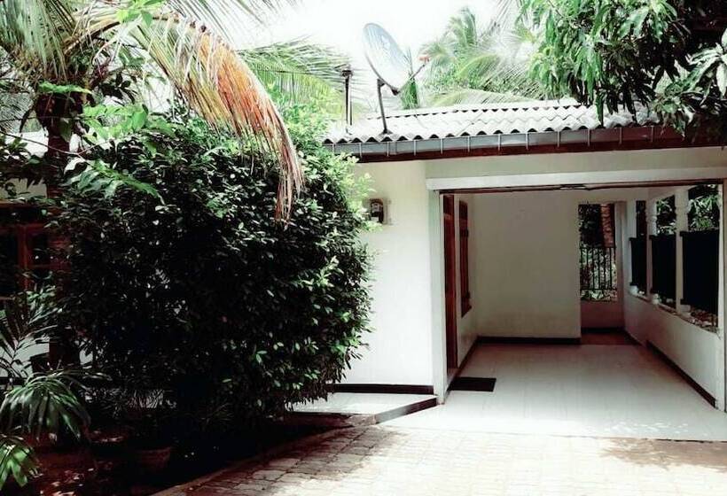 Bed and Breakfast Kulama The Lake Villa