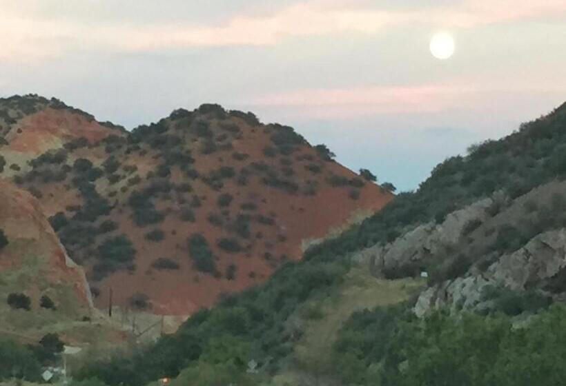 Bisbee Brownstone Suites